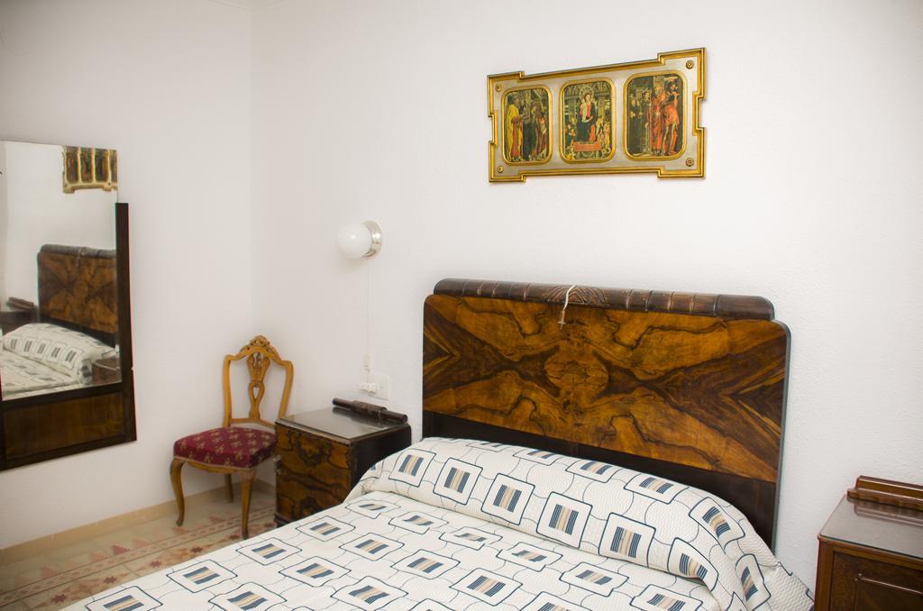 Casa Marifina Hotel Enguera Eksteriør billede